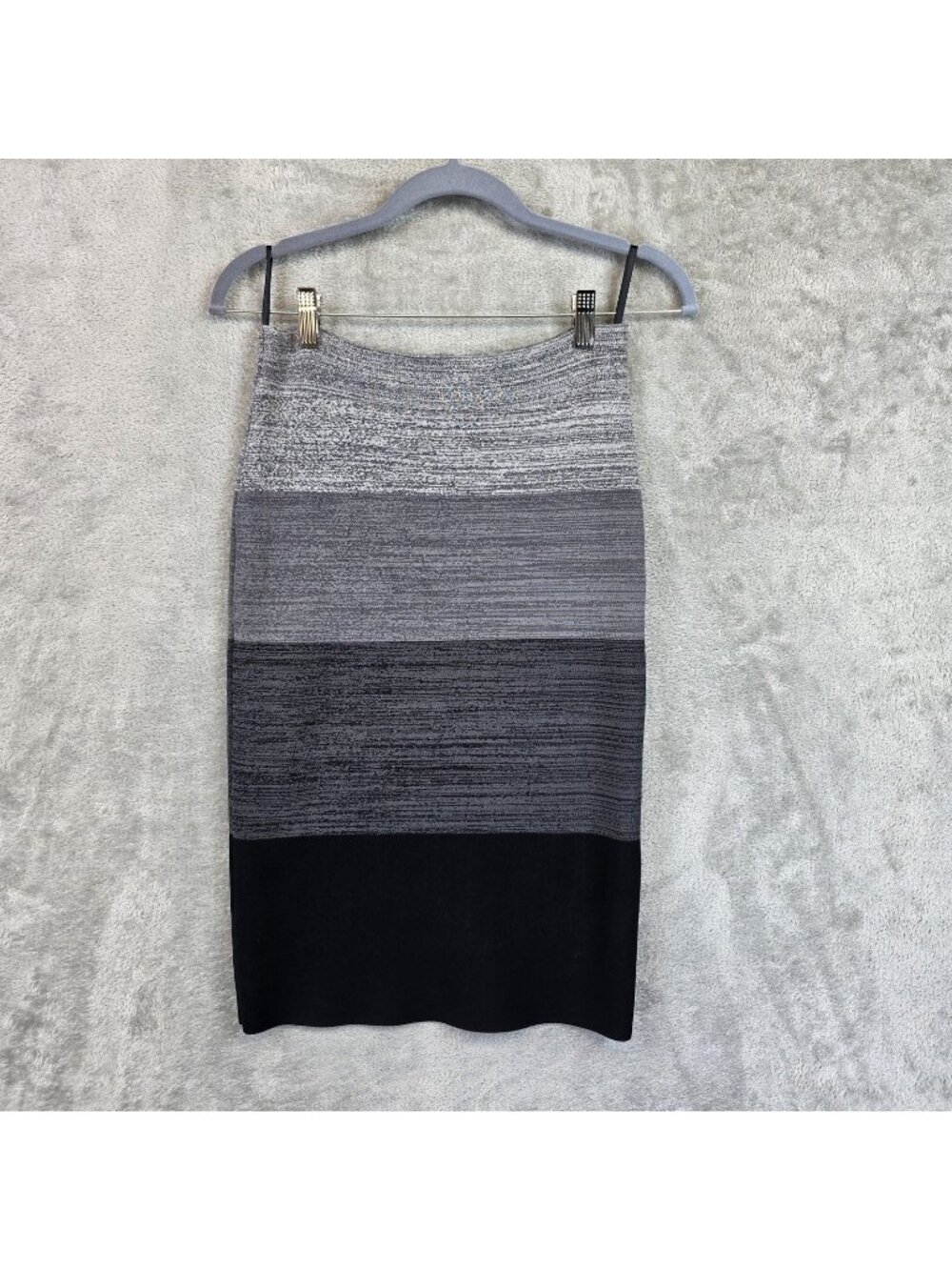 BCBGMAXAZRIA Bandage Skirt Womens M Gray Ombre Striped Knit Pencil Knee Length